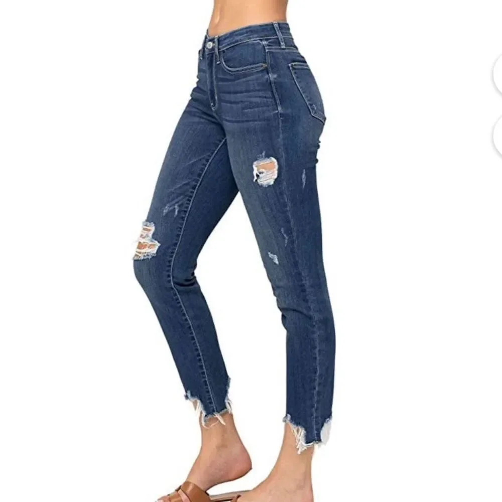 Judy Blue Womens Mid Rise Shark Bite Frayed‎ Hem Slim Fit Jeans 16W Nwt - Picture 3 of 9